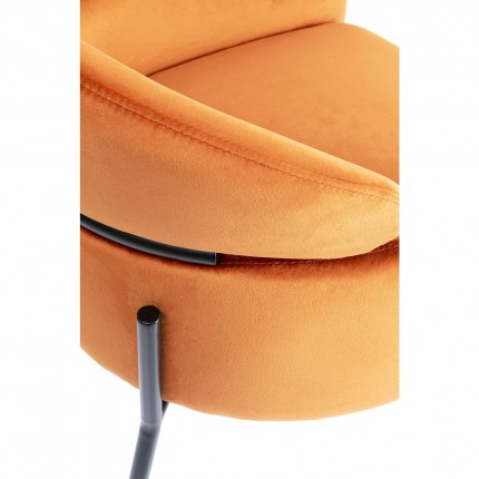 Chaise avec accoudoirs Alexia velours orange Kare Design