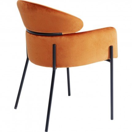 Chaise avec accoudoirs Alexia velours orange Kare Design